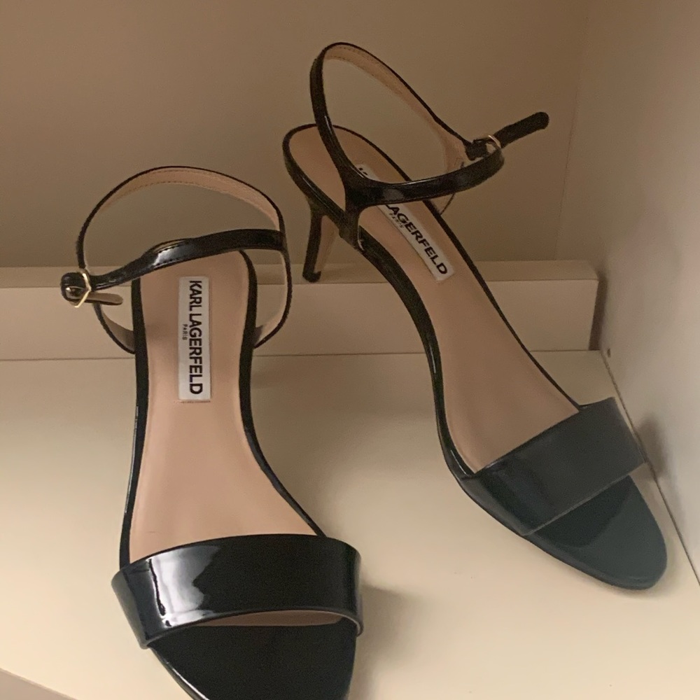 Karl lagerfeld black patent kitten heel sandal